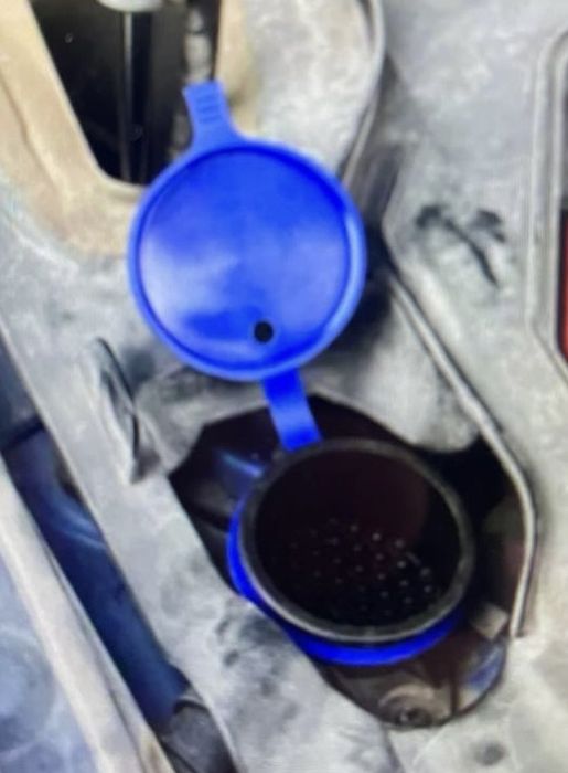 Продам ковпачок кришку бачка омивача на fiat punto doblo вантажівок