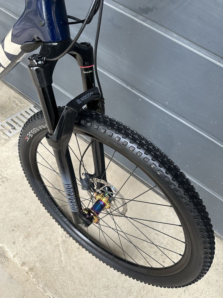 Велосипед карбоновий Trek Procaliber 9.6