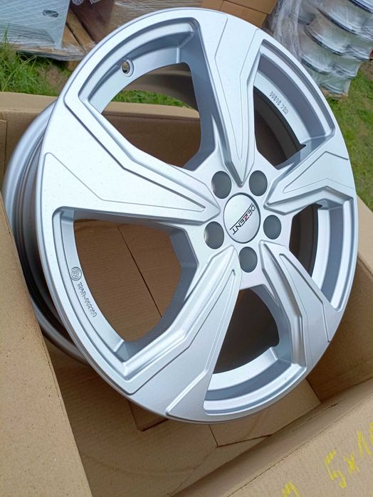 Nowe felgi aluminiowe 7jx17 5x100 et51 Vw skoda Seat Audi Volkswagen