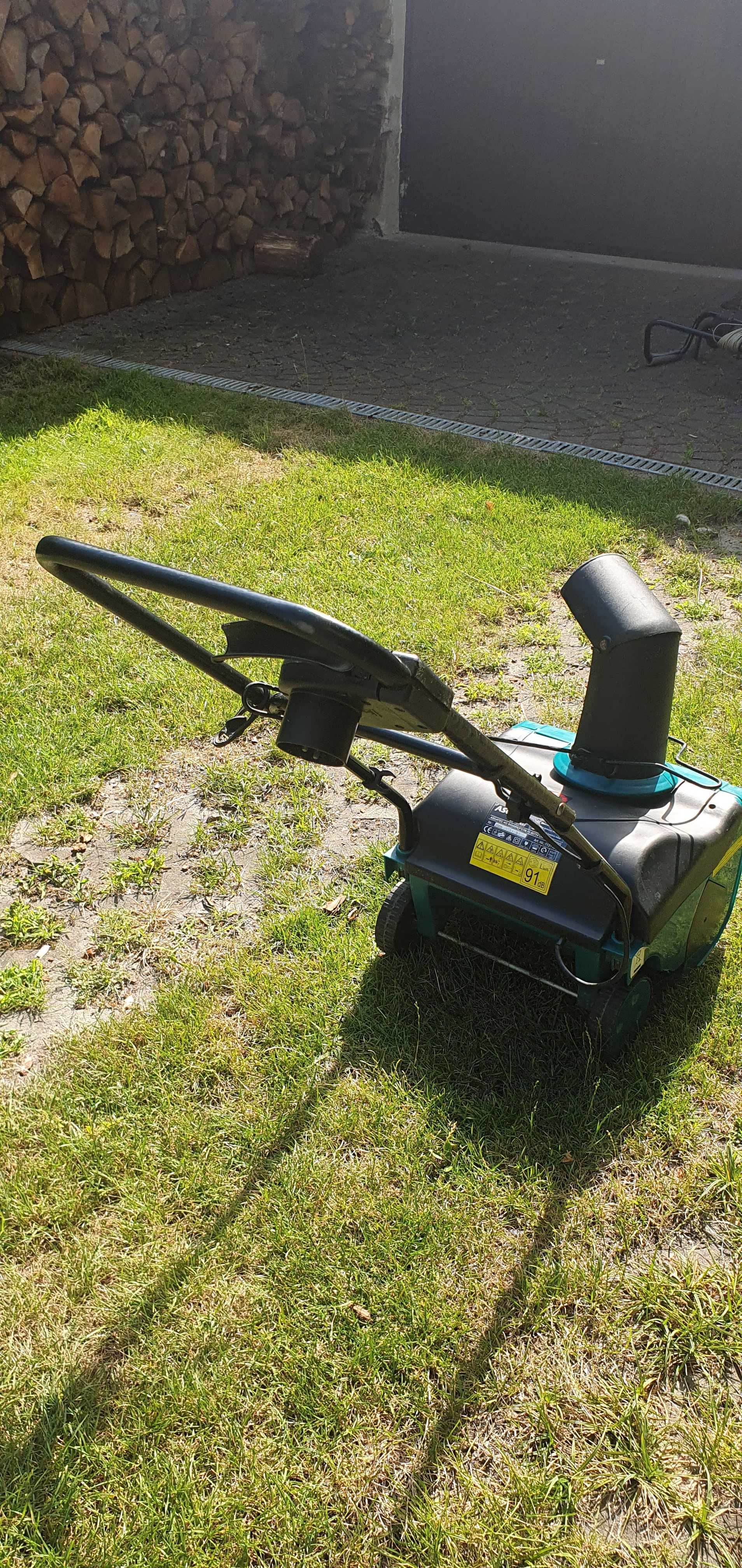odśnieżarka Asgatec SF1600 prawie nowa
