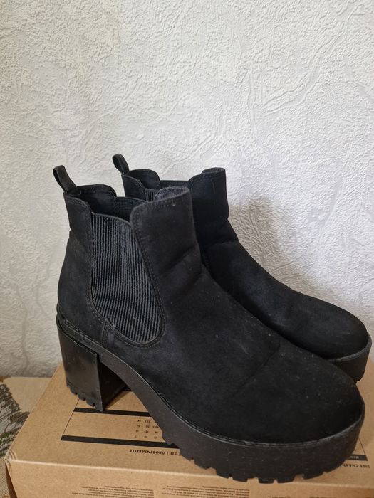 Черевики Pull&Bear 37 розмір