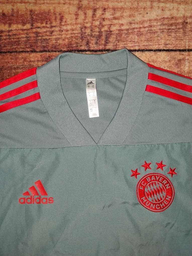 Bayern Monachium adidas bluza dresowa