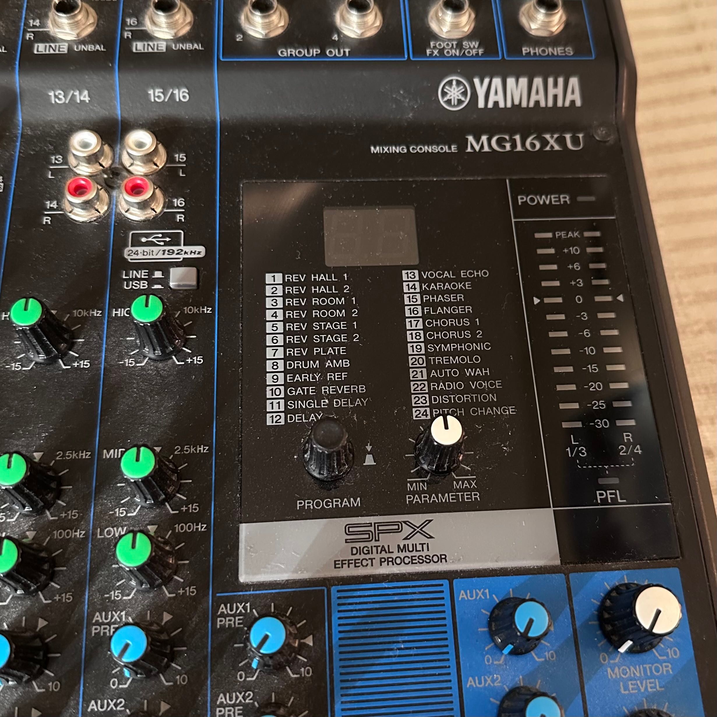 Yamaha MG16XU - mikser audio