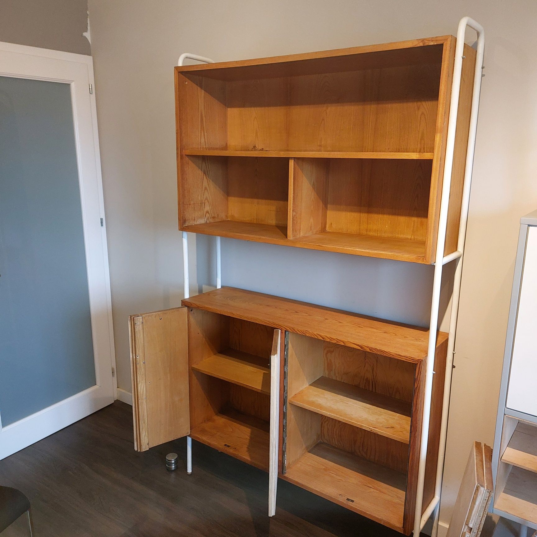 Stary regal z recepcji szpitalnej z lat 70-80 prl loft vintage