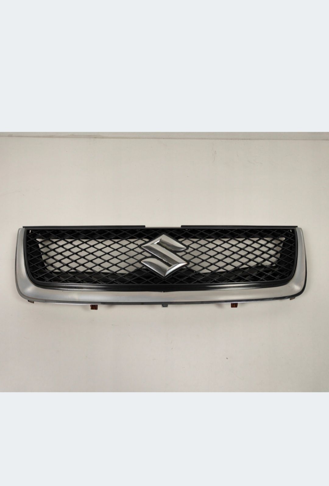 Atrapa grill przód przednia zderzaka suzuki grand Vitara rok 07