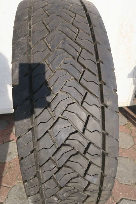 Opona używana 315/70R22.5 Goodyear KMAX D GEN-2 (4619) 15,79mm