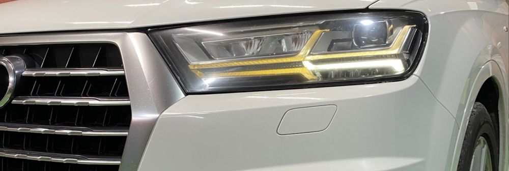 Фари Audi Q7 4m drl ремонт продаж заміна