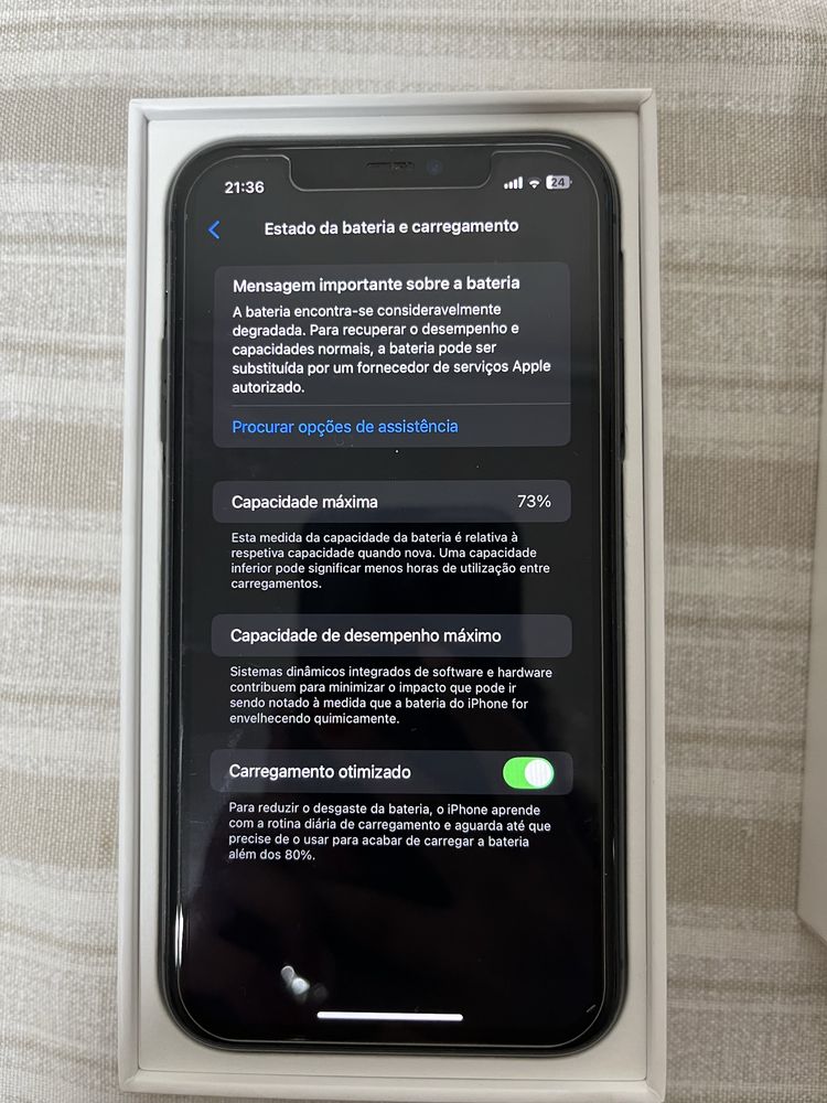 Iphone 11 com 64GB
