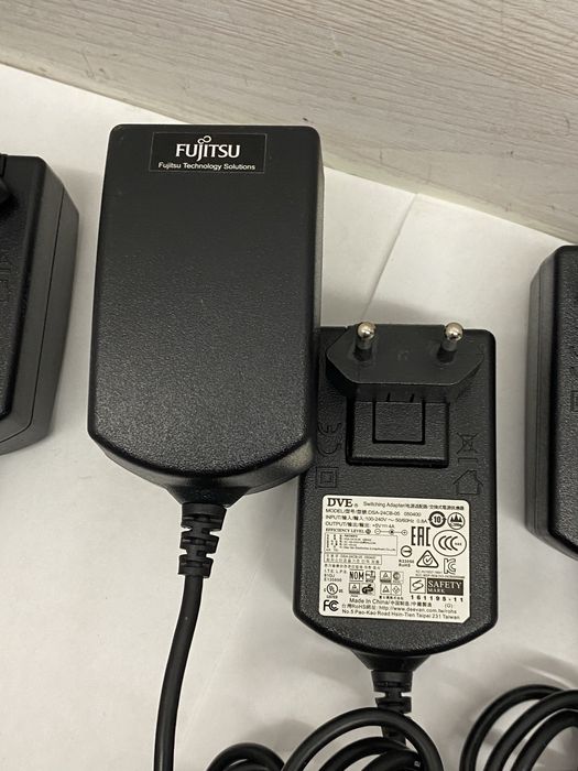 Блок живлення DVE Switching Adapter DSA-24CA-05 (5V 4A)