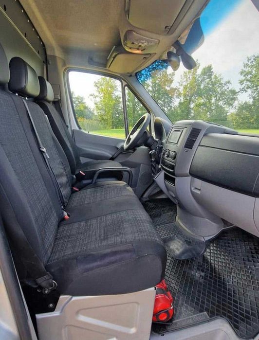 Mercedes-Benz Sprinter 319