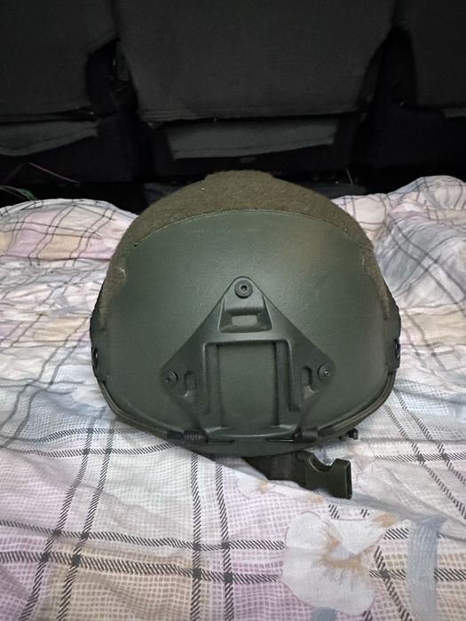 Продам вживаний тактичний шолом