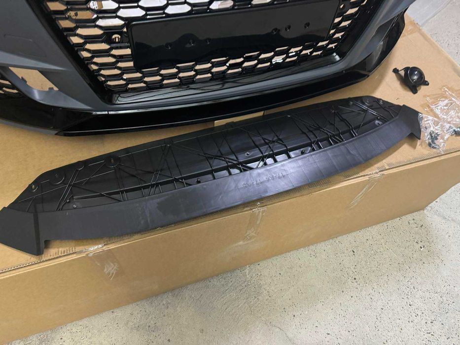 Передний бампер А4 ауді Бампер audi a4 B9 решетка AUDI RS4 15-19год