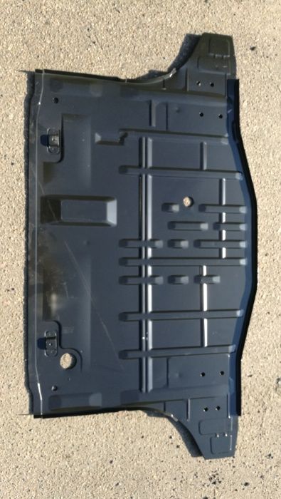 Пол багажника Nissan Leaf