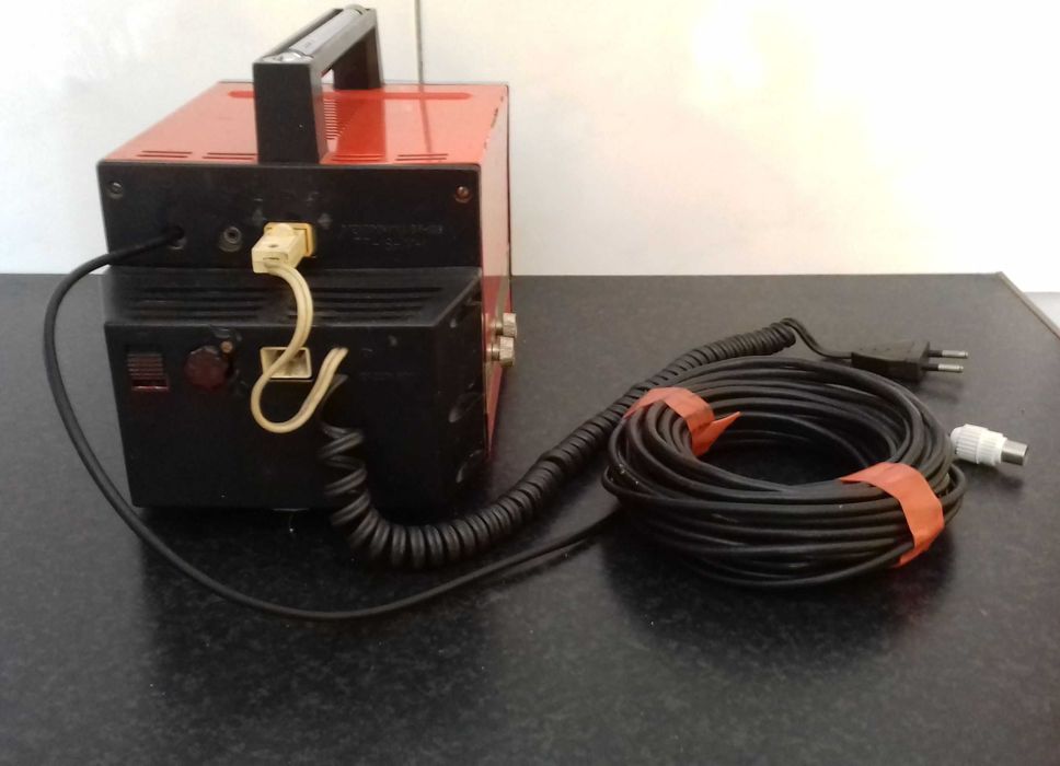 Telewizor Elektronika WL-100 z okresu PRL