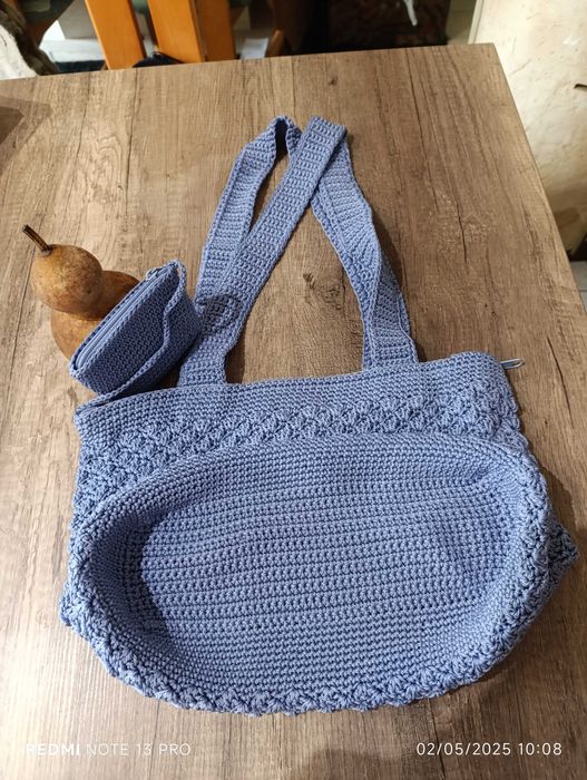 Carteira Croché forrada c/ porta moedas e bolso interior - Feito à Mão