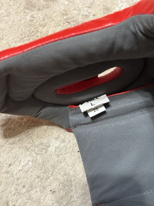 Червоний шльом GREEN HILL