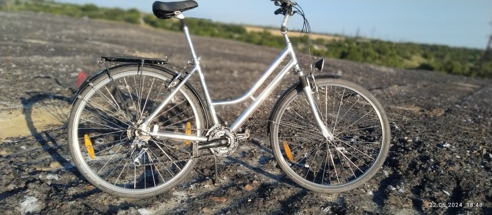 Велосипед  Германский женский,состояние 10/10 срочно продам