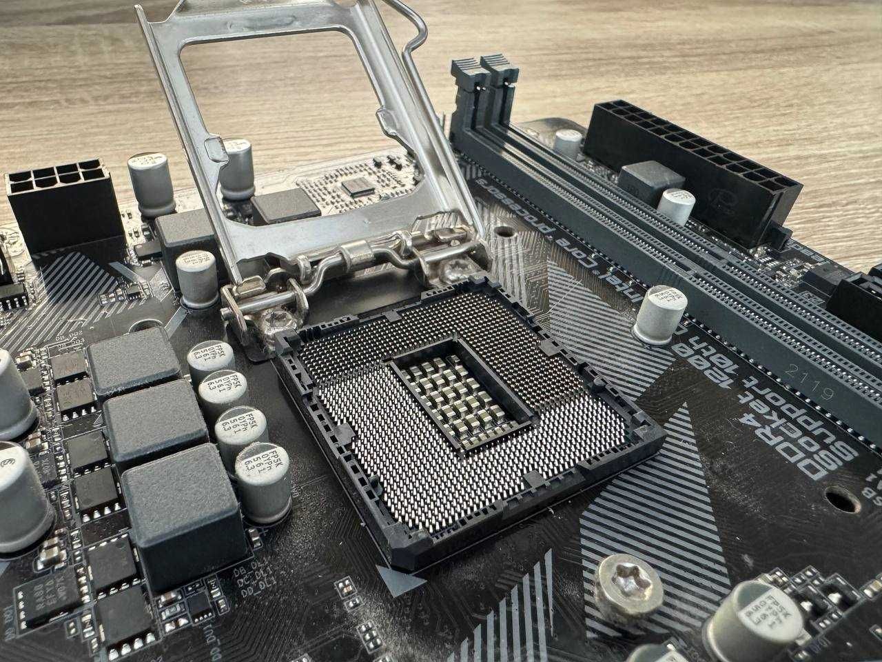 Б/В Комплект Intel Core i3-10100F+GIGABYTE H410M H V3 (Проц+материнка)