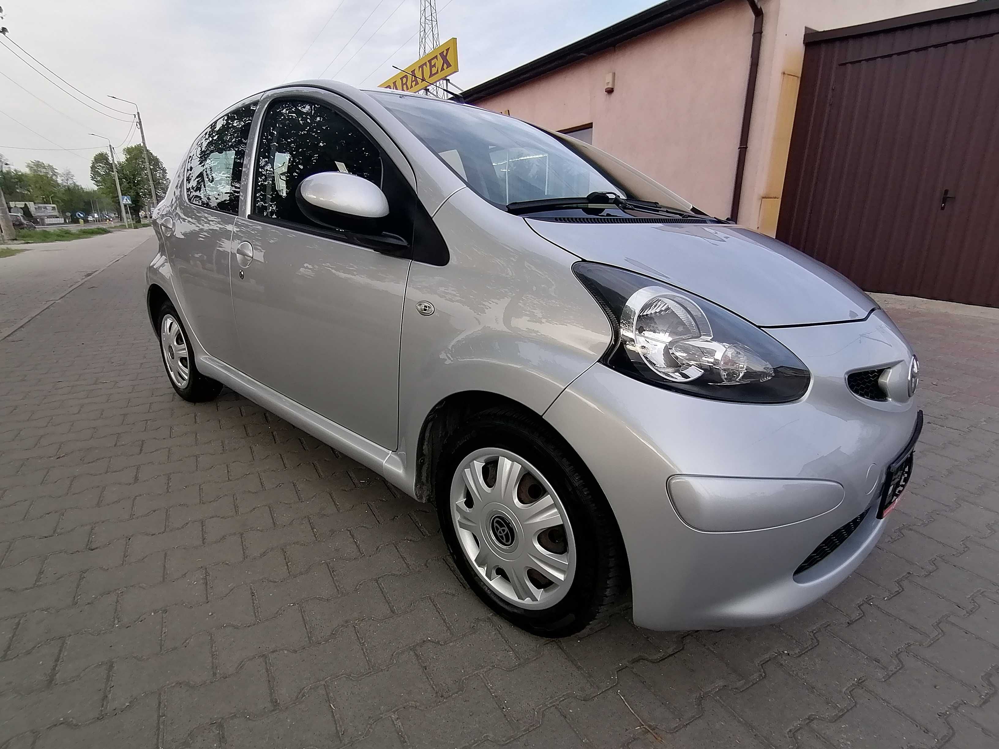 TOYOTA AYGO . Benzyna.klimatyzacja!5-drzwi!Piękna!