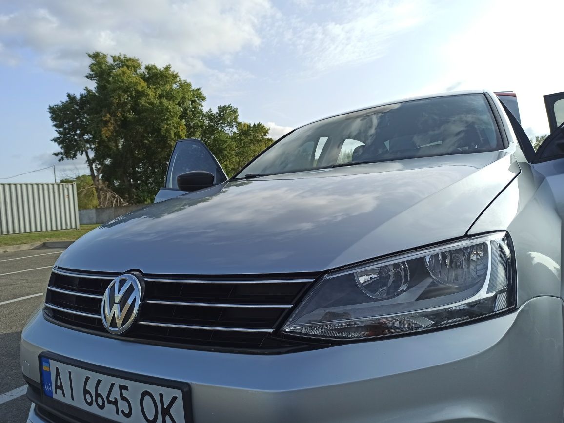 Volkswagen Jetta Mk6 2015