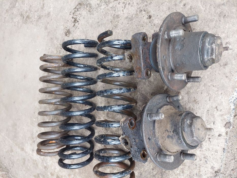 Ступица  Волга 24-31029 пружини  3 риски