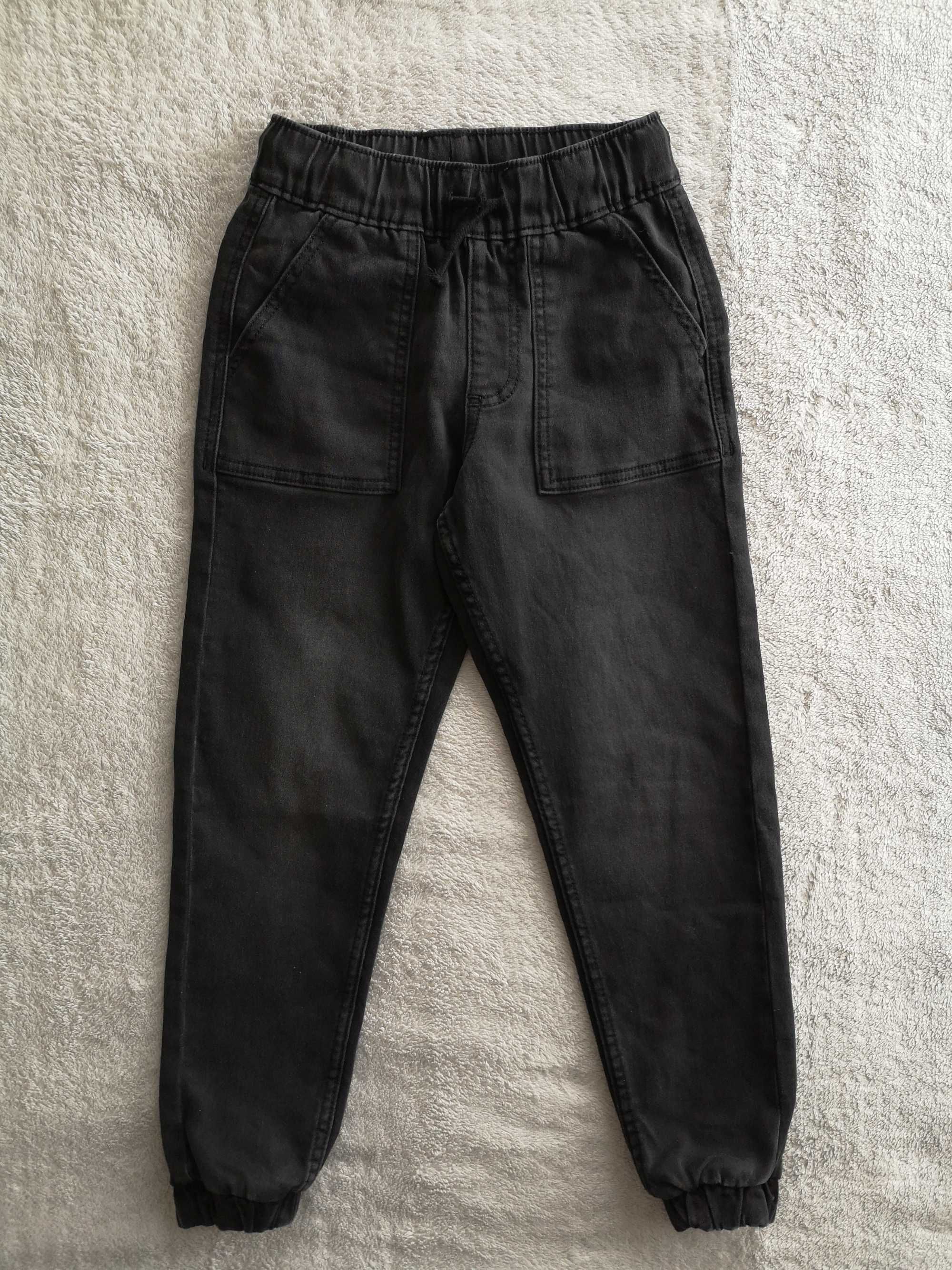 Szare spodnie jeansowe jeansy joggery George 116 - 122 jak nowe
