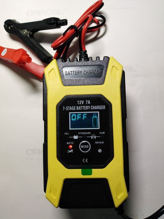 Foxsur 12V7A зарядний пристрій для акумулятора