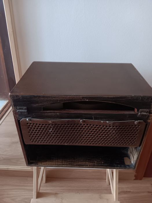 Rádio gira disco antigo