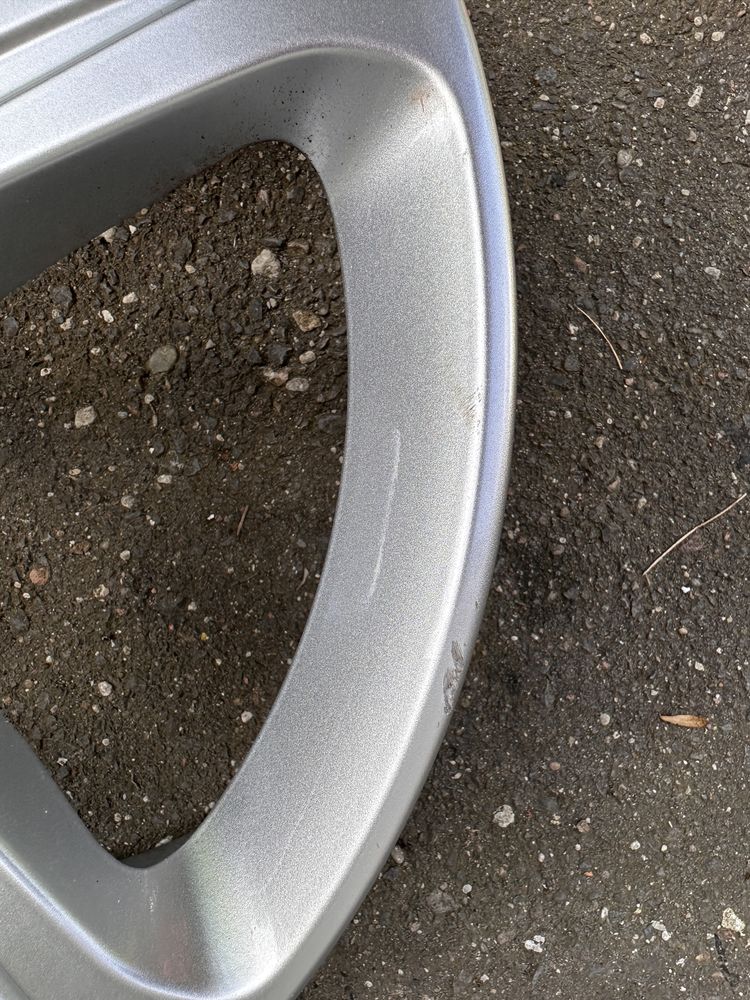 Alufelgi OE Mercedes 17 cali 5x112 CLA, A, B Czujniki !! Super stan !