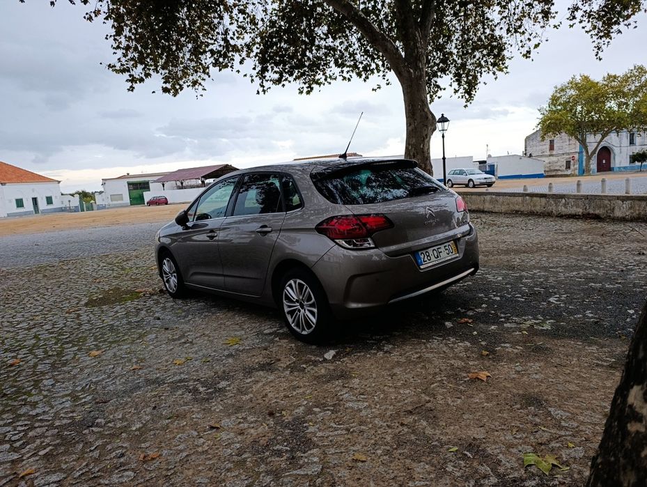 Citroën C4 impecável