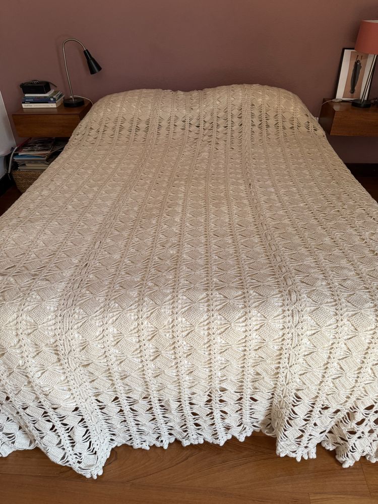Colcha de lã feita à mão