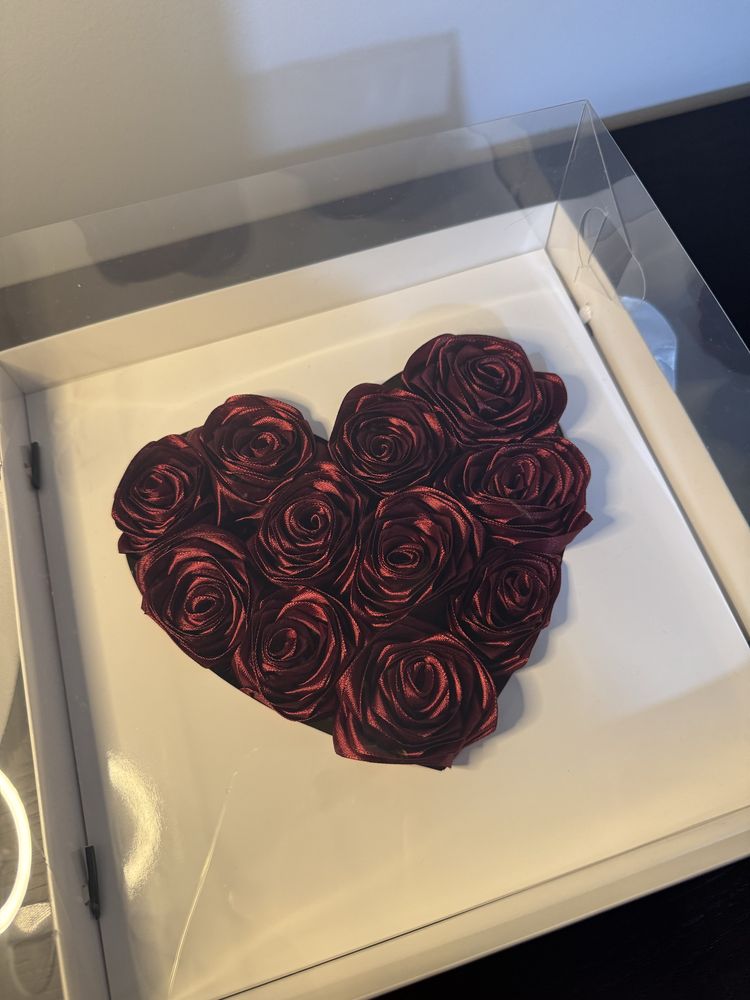Rosas eternas cetim