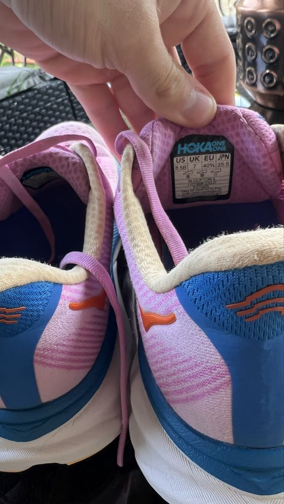 Жіночі кросівки HOKA Clifton 9, 25.5 см