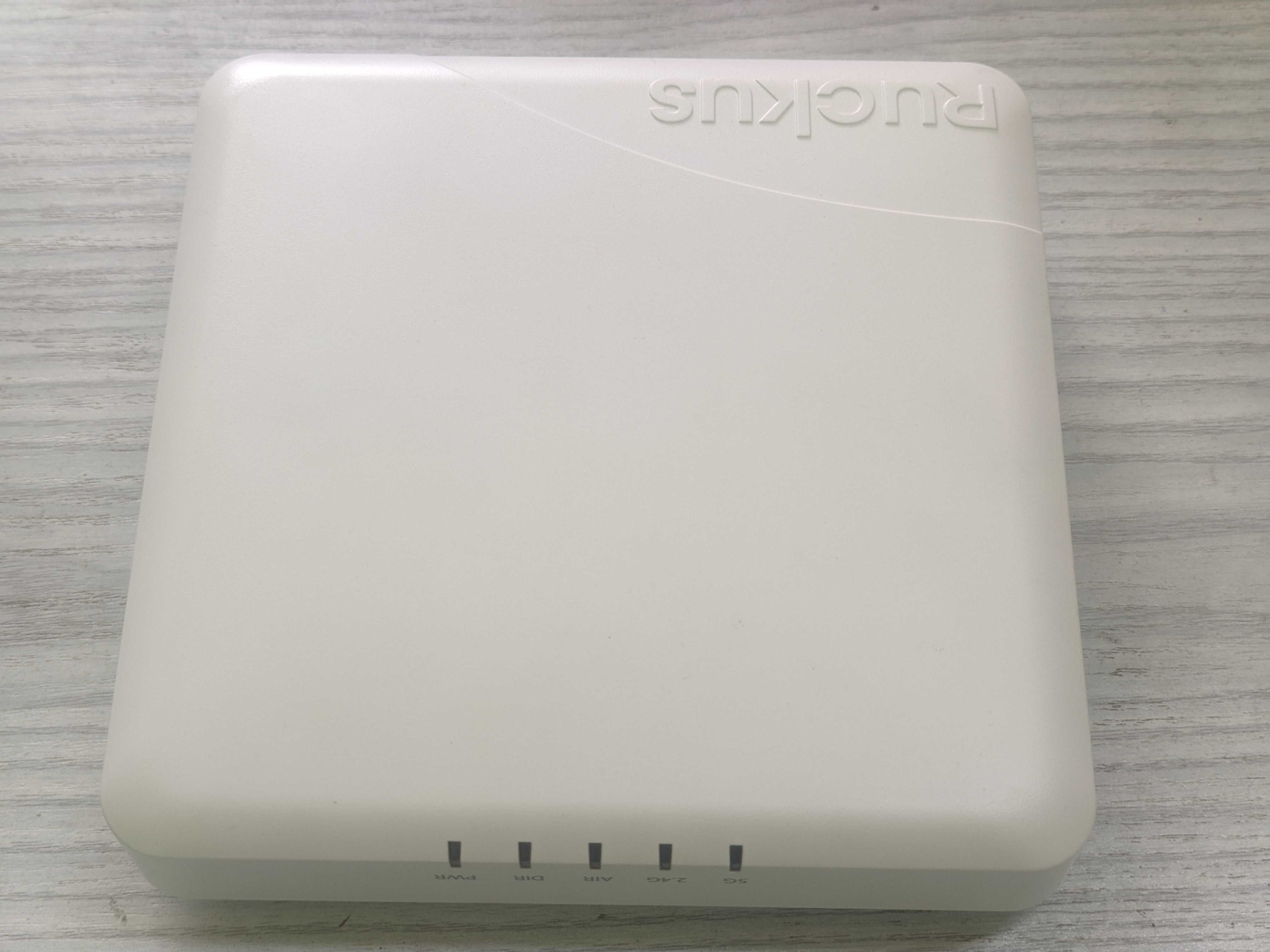 ТОП роутери/точки доступа WiFi Ruckus R730,R710,R700,H510,R500,7982...