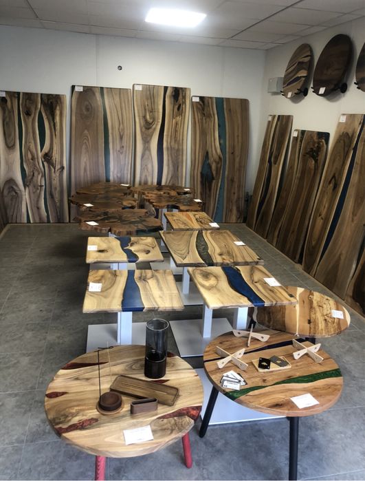 Столи Луцьк Стіл з горіха та епоксидной смоли