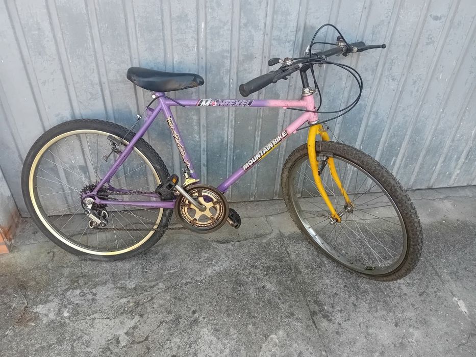 Bicicleta antiga de rapaz roda 24