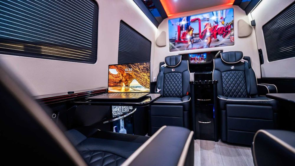 Wynajem Vip BUS 9 os Mercedes-Benz Sprinter 3.0 Diesel Automat kat B