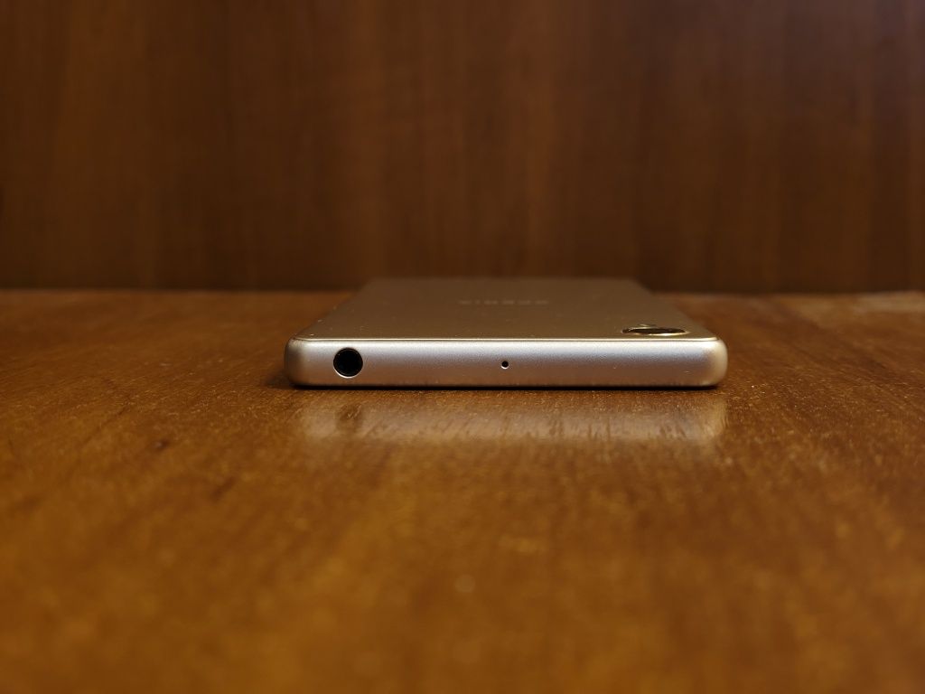 Sony Xperia x f5122 3/64