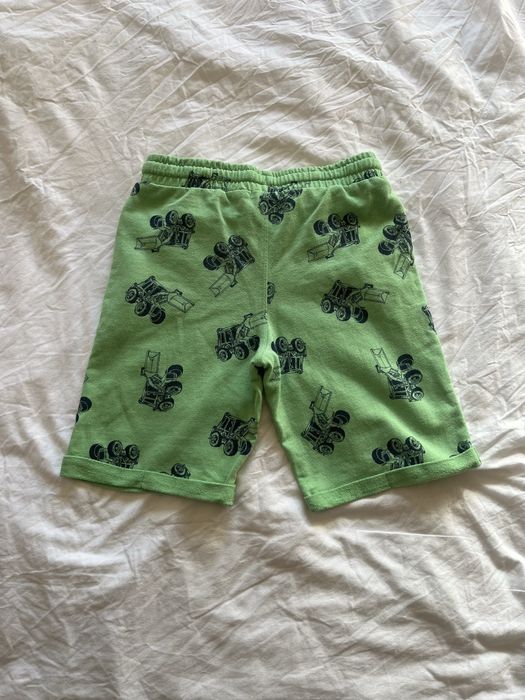 Szorty spodenki chłopięce sinsay 140 zielone traktor