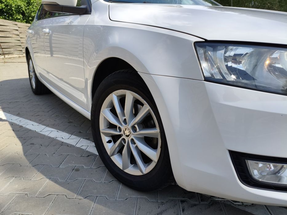 Skoda Octavia A7 1.6 TDI 2016 • Ідеальний стан • Без підкрасів