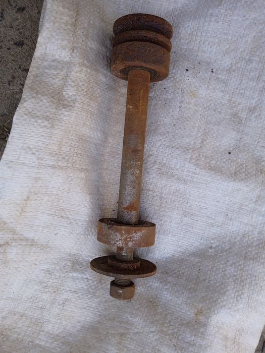 Синхронізатор 2-3 та опора