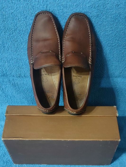 Продам мокасины Ecco стелька 27 см