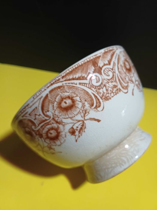 Malga Antiga em Faiança