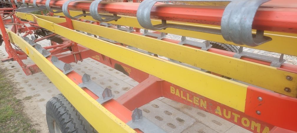 Przyczepa kostek słomy kemper be 95 Fella ballenautomat