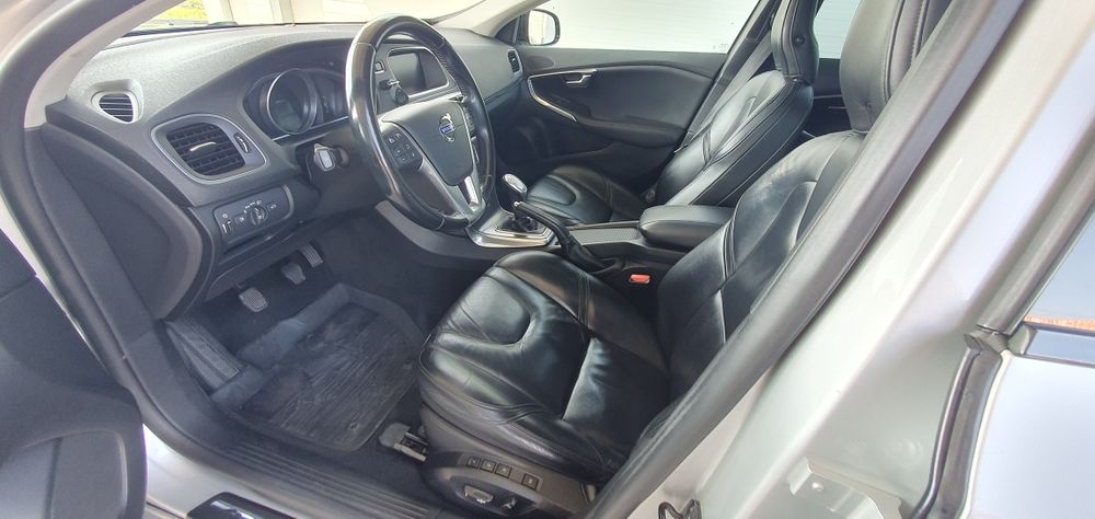 Volvo V40 1.6 Summum