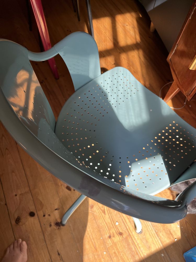 Cadeira de ferro Ikea