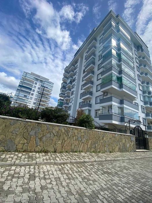 Просторная квартира 134м2 жилой комплекс 100м до моря Махмутлар Турция