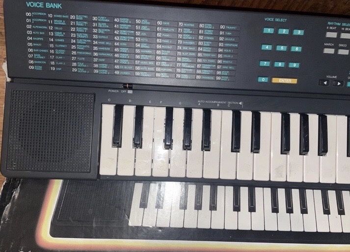 Синтезатор Yamaha PSS 140
