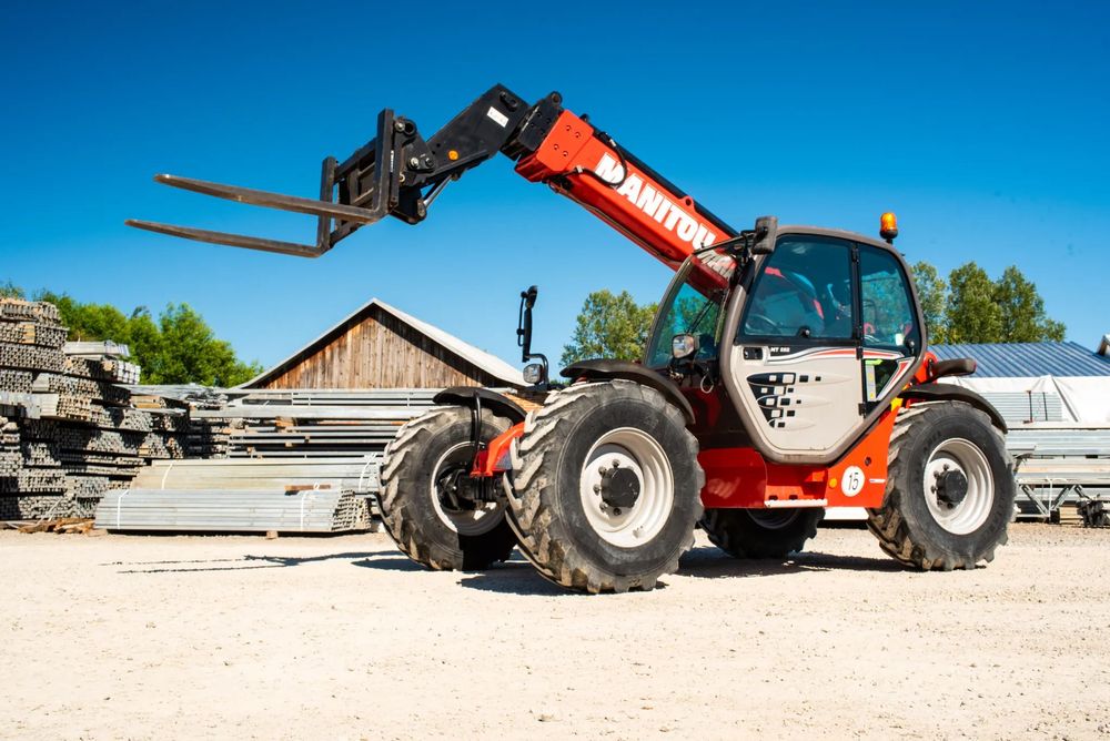 Manitou MT 932  Manitou MT 932,  ładowarka teleskopowa