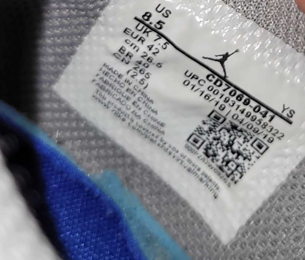 Unikatowe buty Nike Jordan rozm. 42